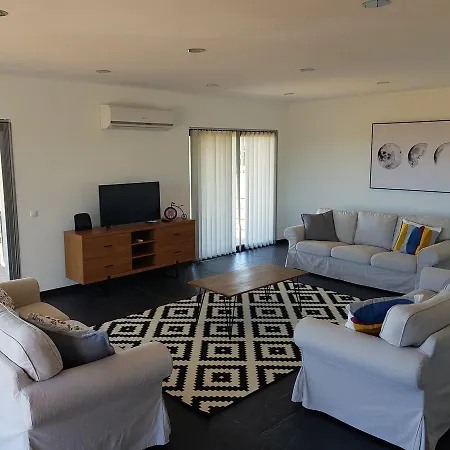 בית נופש Casa Milhafre Praia da Vitória