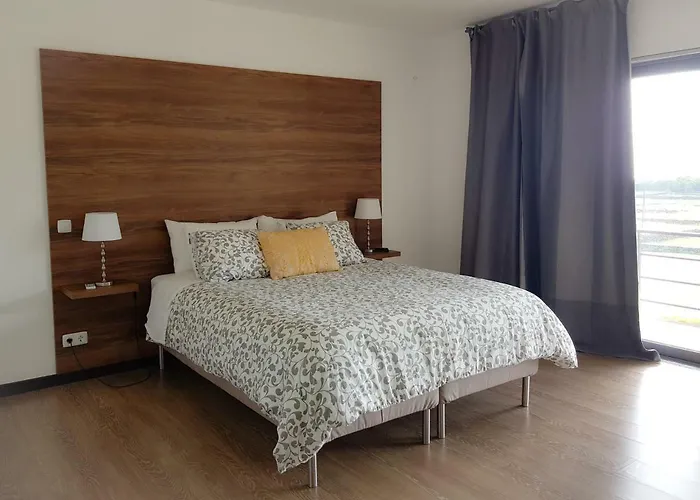 Casa Milhafre 펜션 *